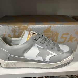 Golden goose